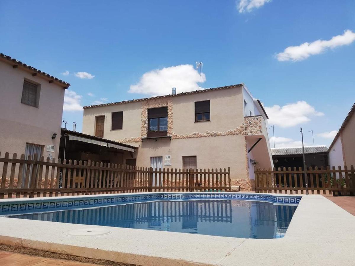Casa Rural La Quinteria De Sancho Piscina Para Tres Apartamentos Argamasilla de Alba 외부 사진