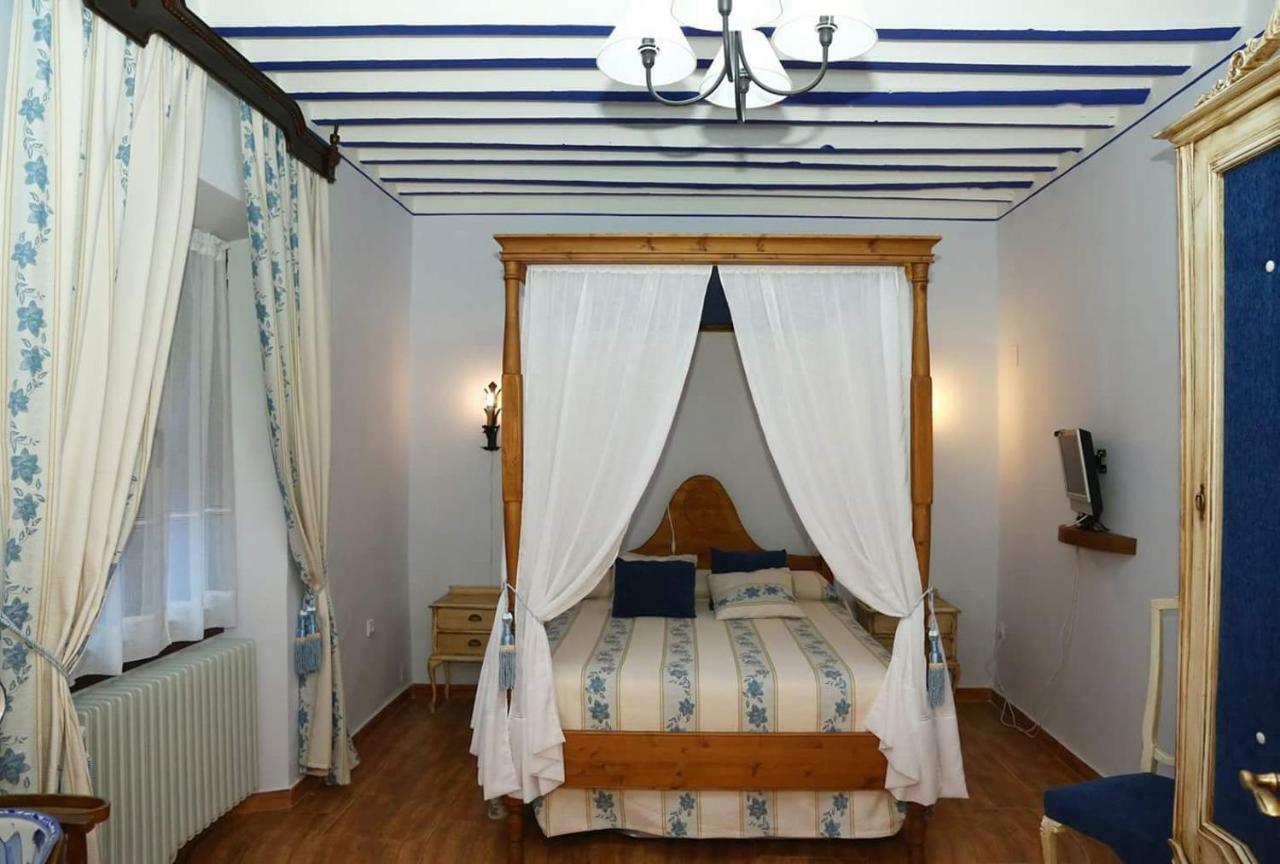 Casa Rural La Quinteria De Sancho Piscina Para Tres Apartamentos Argamasilla de Alba 외부 사진